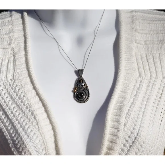 A. Henry - Native American Indian 12KGF‎ Sterling Silver Onyx Bear Paw Pendant